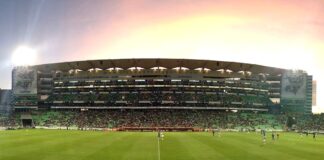 Grossstadt Torreon in Coahuila mit Fussballstadion von Santos Laguna